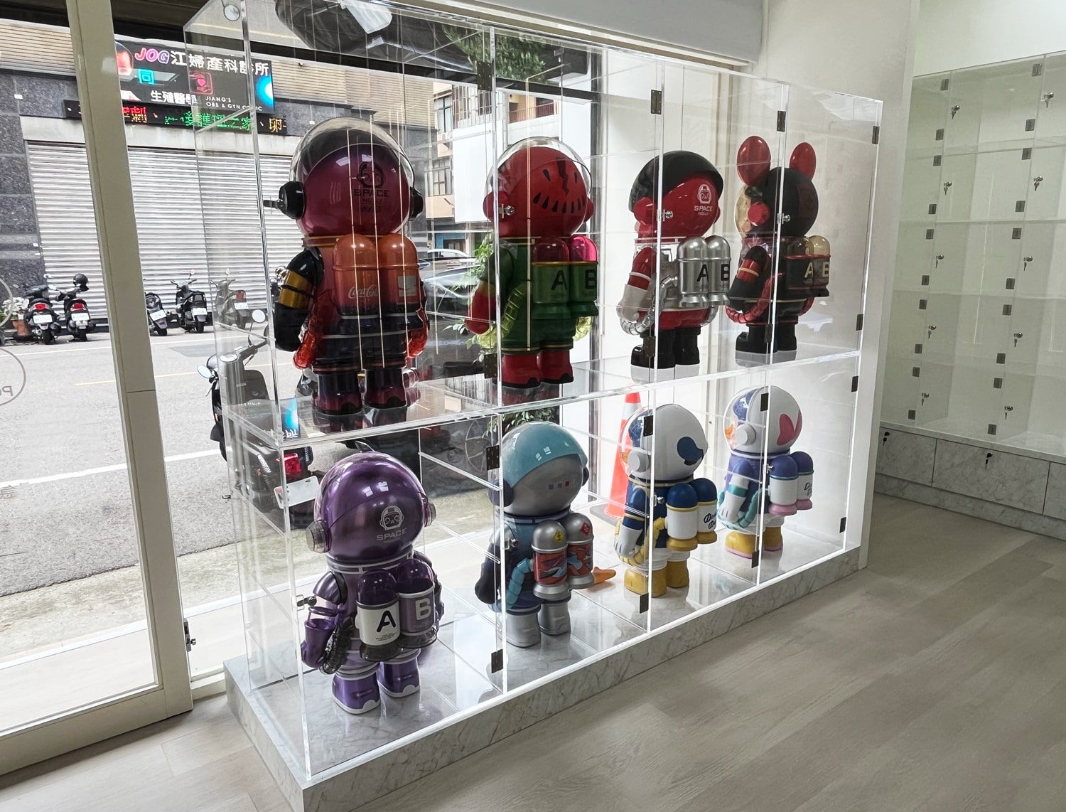 壓克力公仔展示櫃